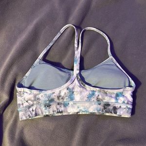 Lululemon Flow Y bra! Size 8